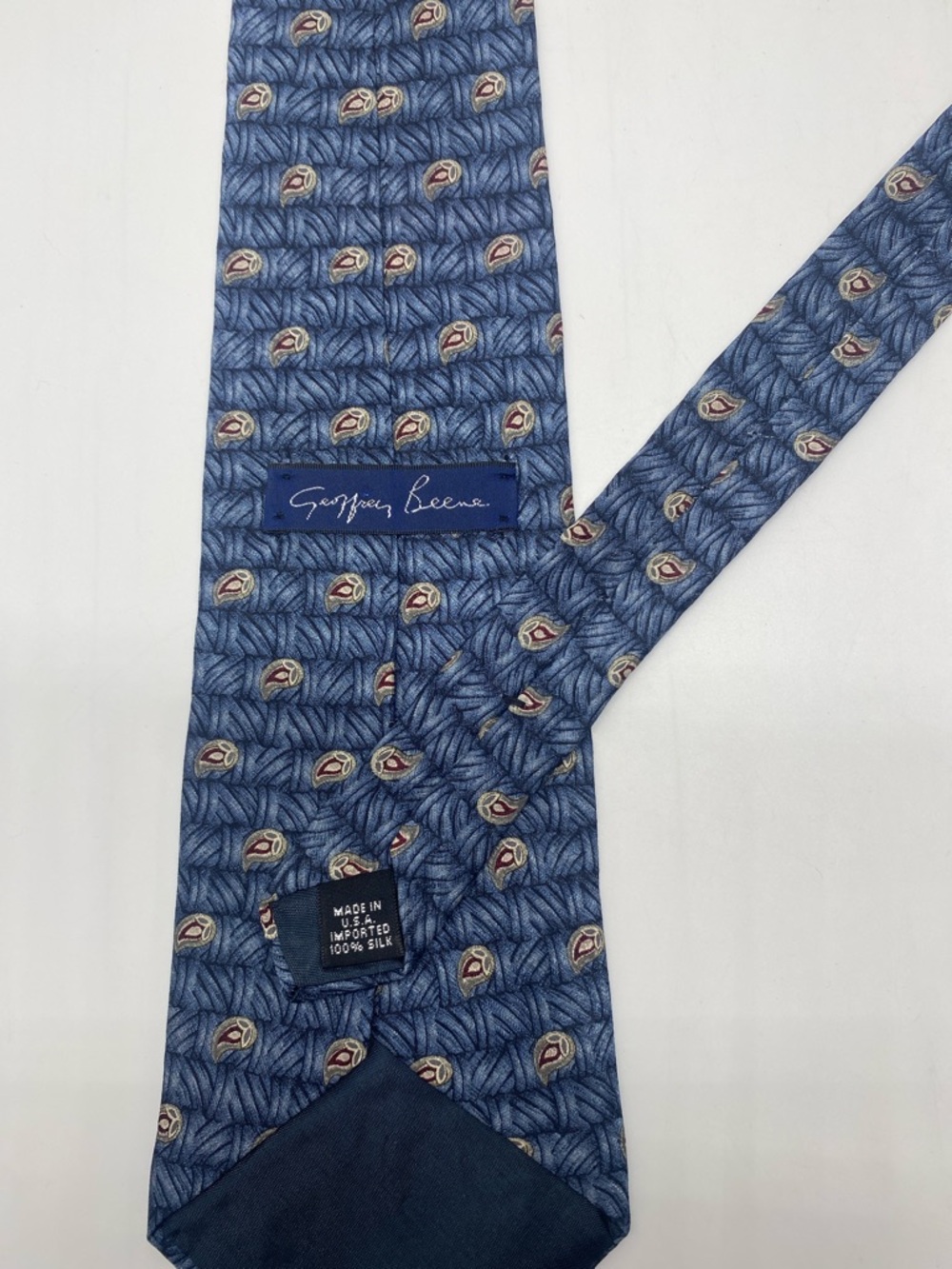 Geoffrey Beene Blue Patterned Silk Tie with Small Cream Accents #0001